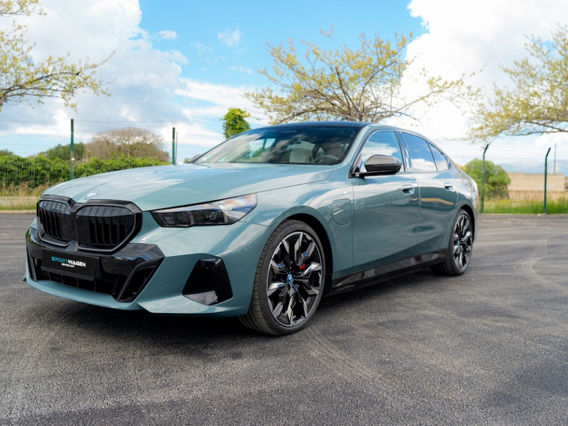 BMW 550e Frontansicht