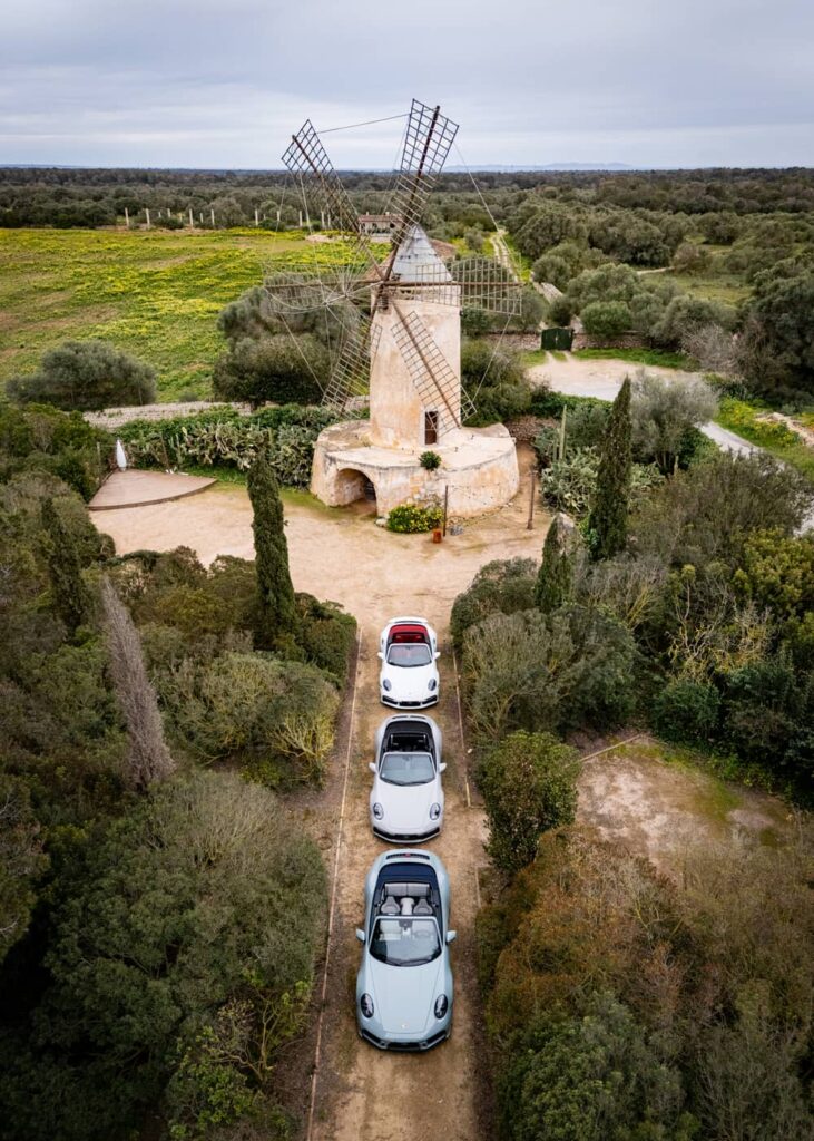 Porsches Einfahrt Mallorca