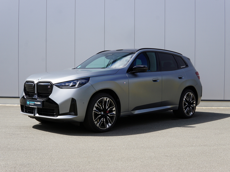 BMW X3 M50 Ansicht 1