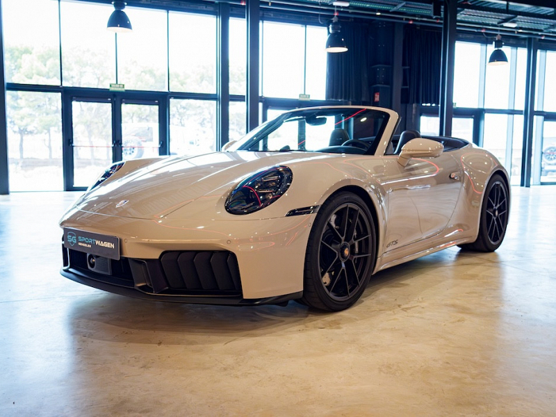 Porsche 992 Ansicht 1